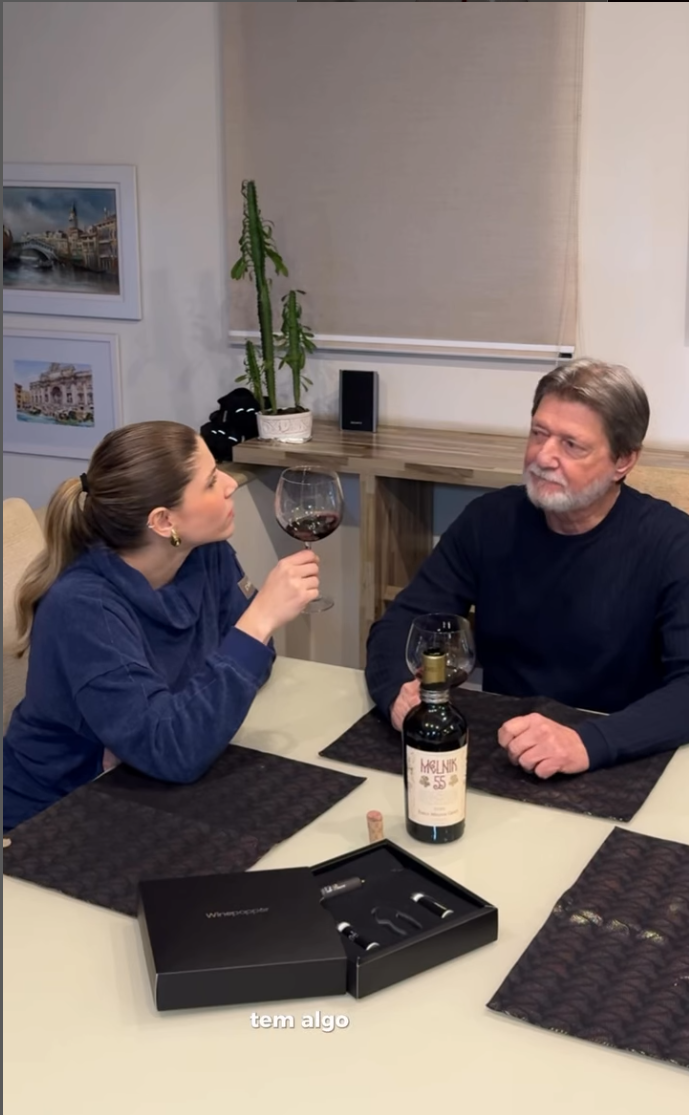 Product unboxing - David Thompson